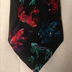 Rainbow colored Frogs Men’s tie!